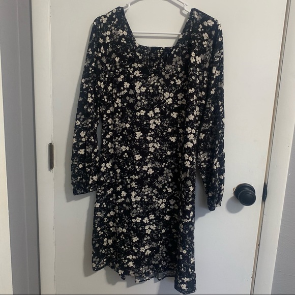 Old Navy Dresses & Skirts - Old Navy Dress
